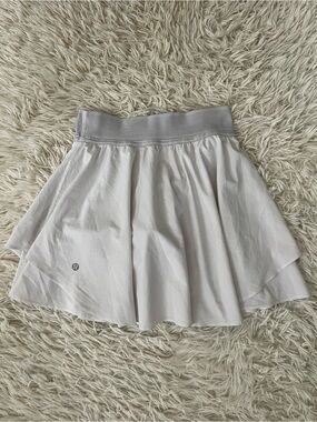 Lululemon Court Rival High Rise Skirt Tall
White